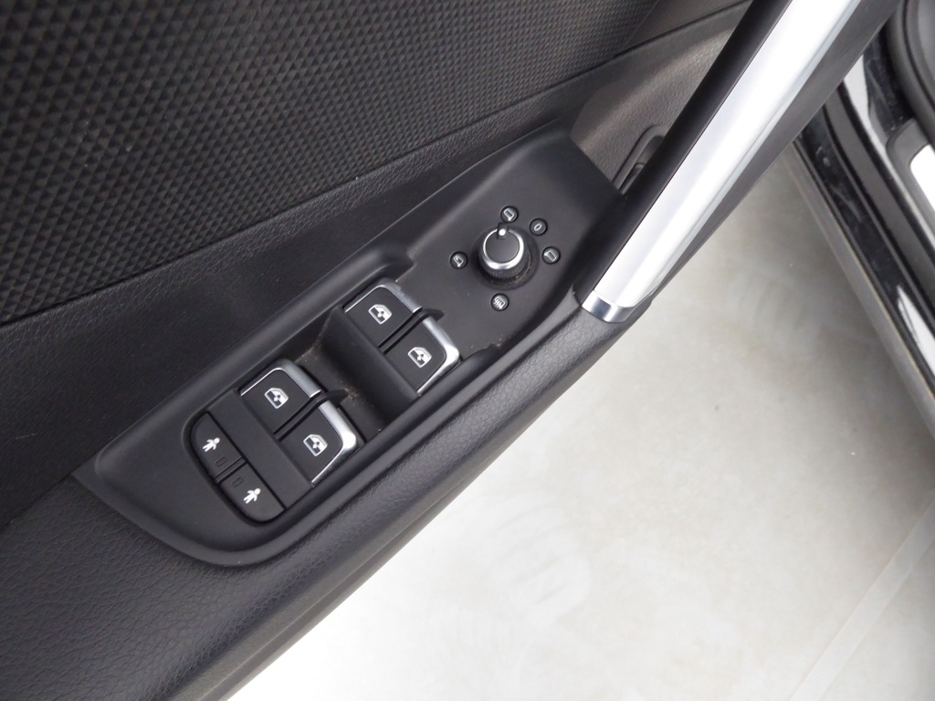 AUDI Q2 30 TDI 116CH PACK S LINE EXTERIEUR - ref: 68590 - Photo 18