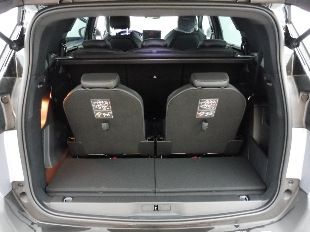 PEUGEOT 5008 HYBRID 136CH GT LINE E-DCS6 - ref: 68990 - Photo 11