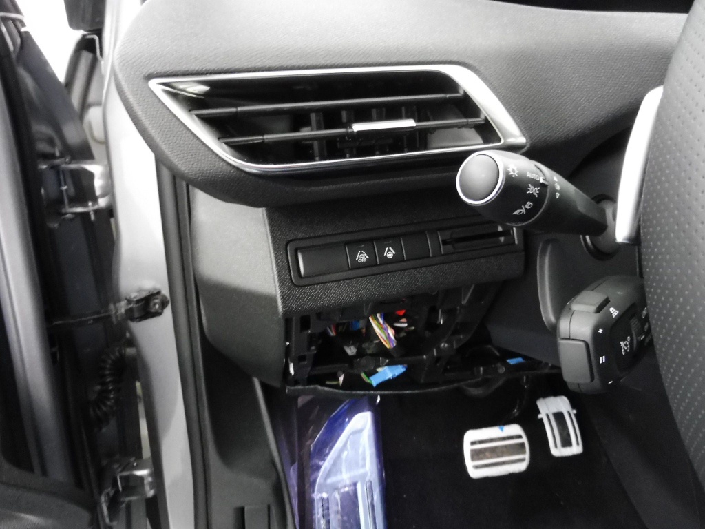 PEUGEOT 5008 HYBRID 136CH GT LINE E-DCS6 - ref: 68990 - Photo 8