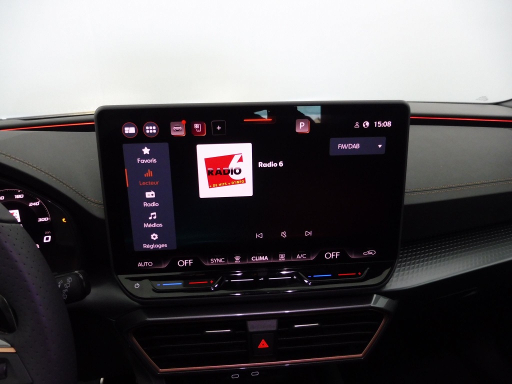 CUPRA LEON ST 2.0 TDI 150CH DSG7 - ref: 69316 - Photo 12