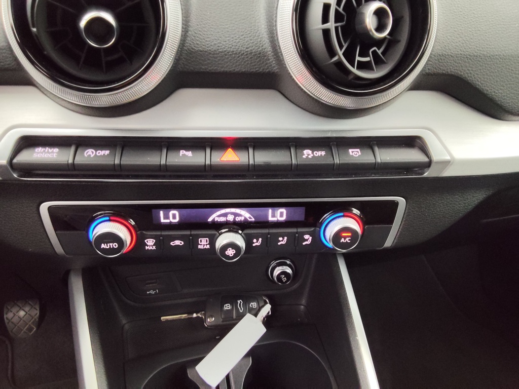 AUDI Q2 30 TDI 116CH PACK S LINE EXTERIEUR - ref: 69402 - Photo 7