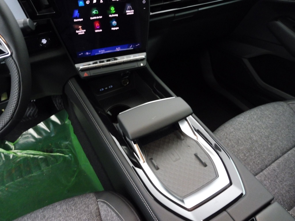RENAULT RAFALE 1.2 E-TECH FULL HYBRID 200CH TECHNO - ref: 69801 - Photo 13