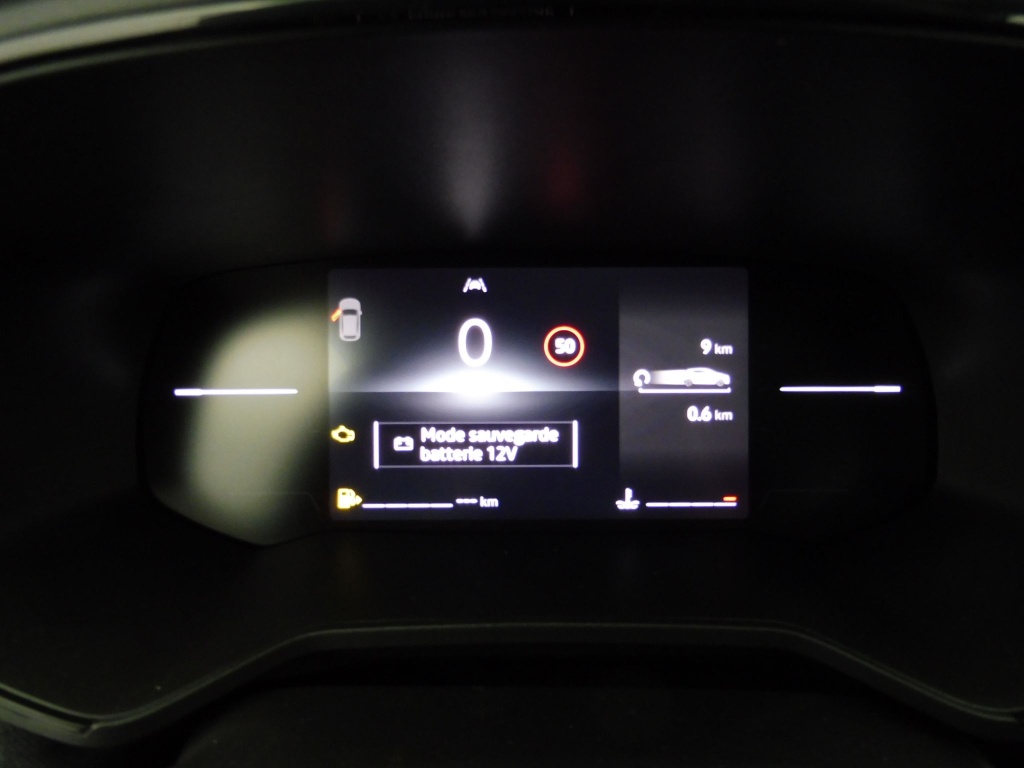 RENAULT Clio 1.5 BLUE DCI 100CH EVOLUTION - ref: 69859 - Photo 8