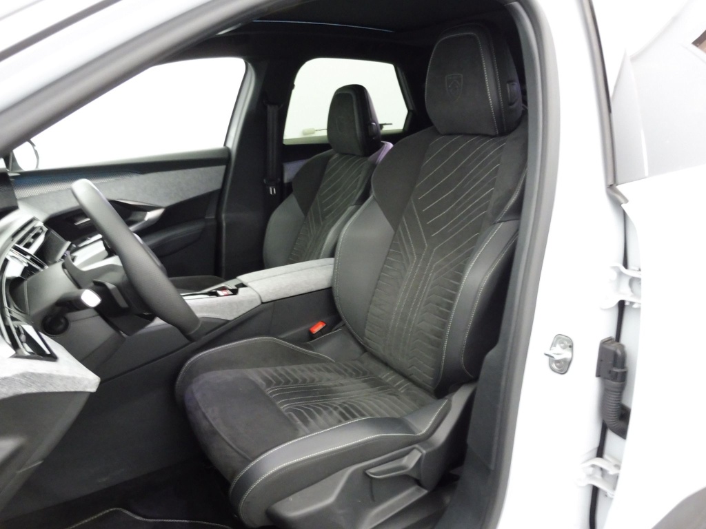PEUGEOT 3008 HYBRID 136CH GT E-DCS6 - ref: 69904 - Photo 15
