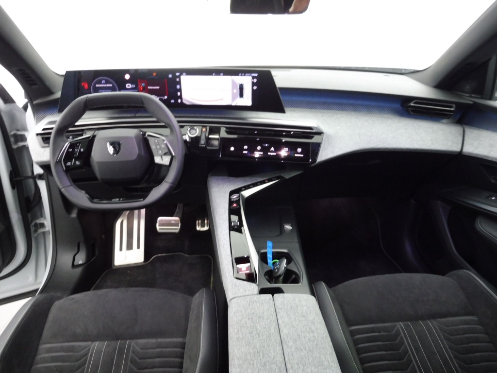 PEUGEOT 3008 HYBRID 136CH GT E-DCS6 - ref: 69905 - Photo 16