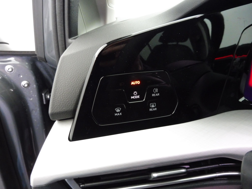 VOLKSWAGEN GOLF VIII 2.0 TDI 150CH EDITION PLUS DSG7 - ref: 70069 - Photo 8