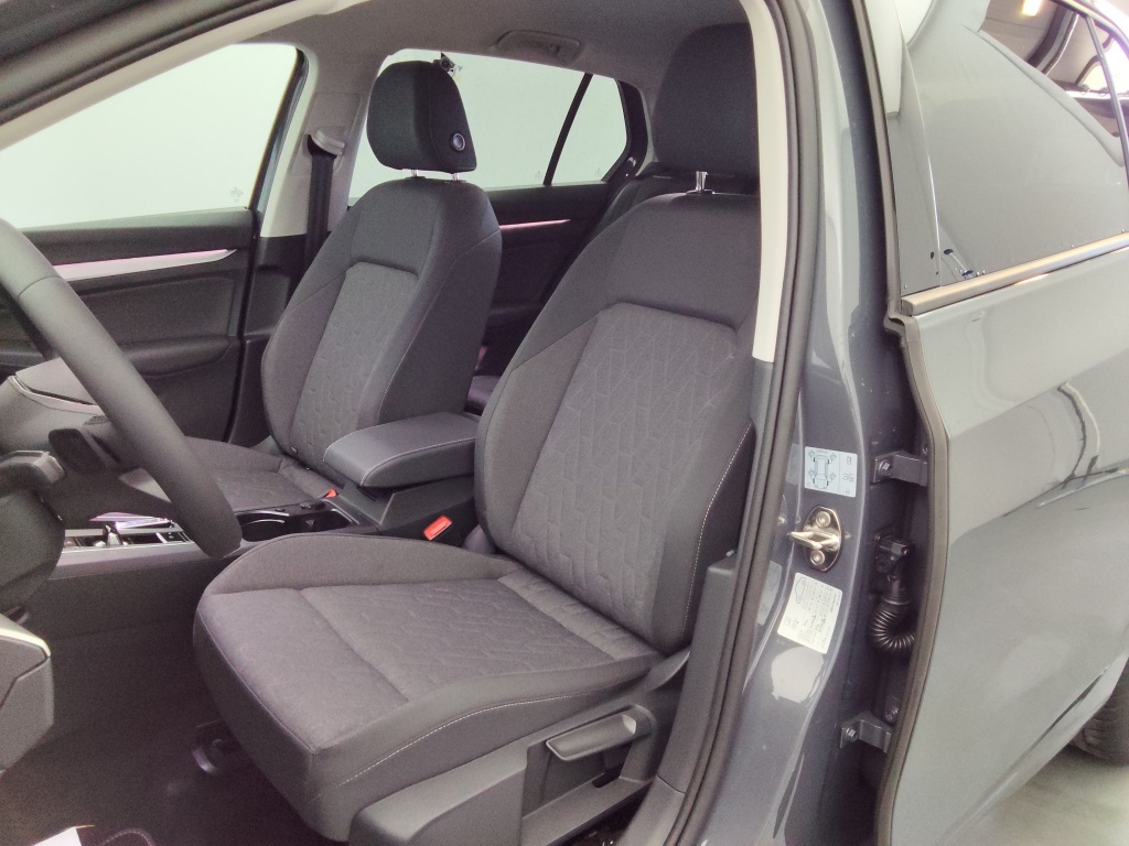 VOLKSWAGEN GOLF VIII 2.0 TDI 150CH EDITION PLUS DSG7 - ref: 70074 - Photo 15