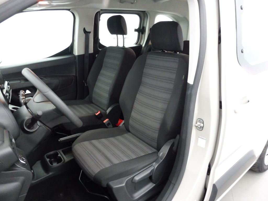 OPEL COMBO LIFE L1H1 1.5 D 100CH EDITION BVM6 - ref: 70158 - Photo 12