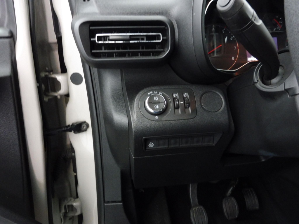 OPEL COMBO LIFE L1H1 1.5 D 100CH EDITION BVM6 - ref: 70158 - Photo 7