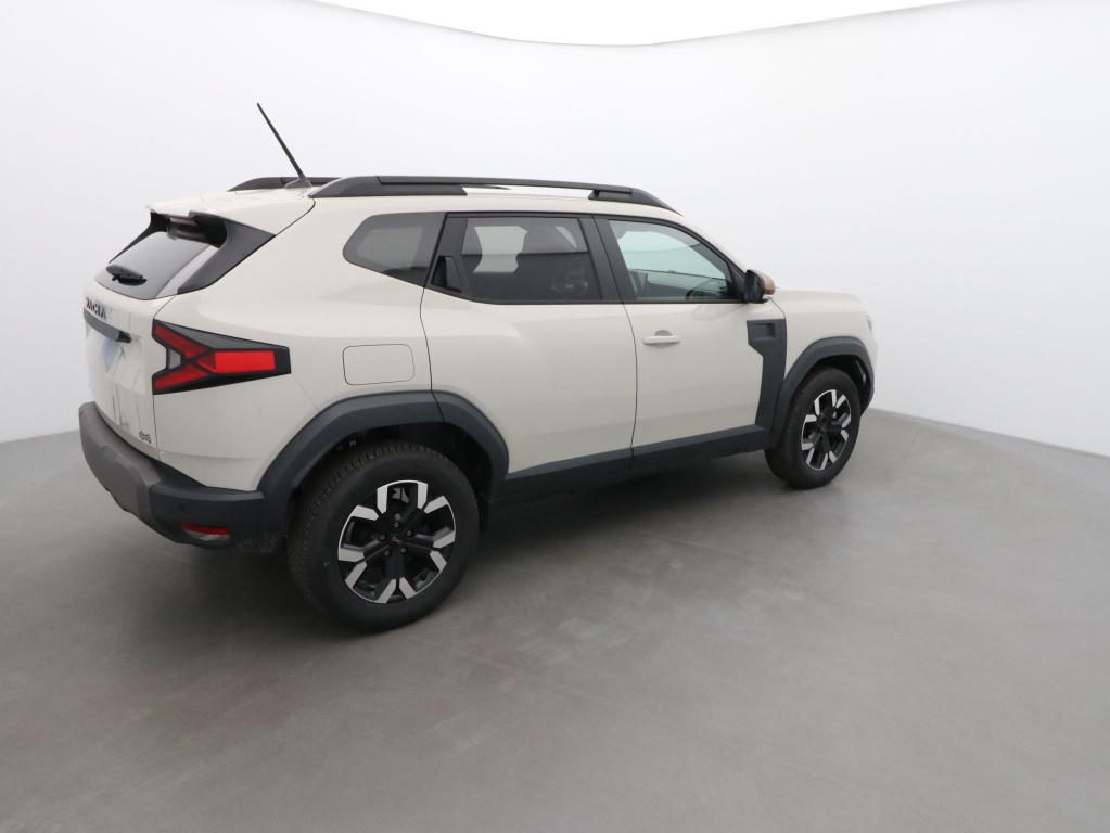 DACIA DUSTER 1.2 TCE MILD HYBRID 130CH EXTREME 4X4 - ref: 70258 - Photo 4