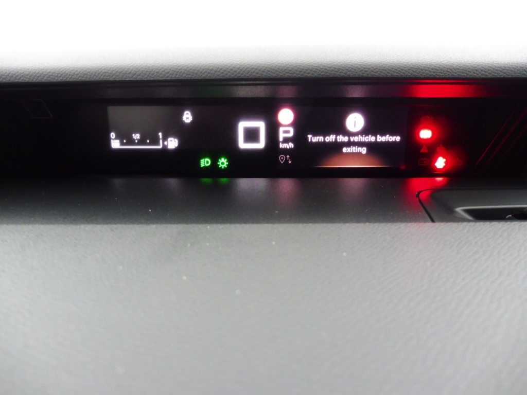 CITROEN C3 Aircross 1.2 HYBRIDE 136CH MAX E-DCS6 - ref: 70269 - Photo 9