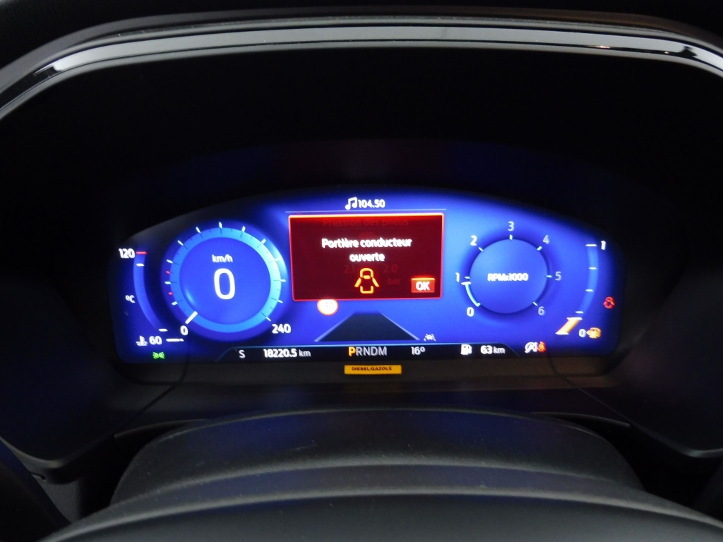 FORD KUGA 2.0 TDCI 120CH ST-LINE POWERSHIFT - ref: 70372 - Photo 9