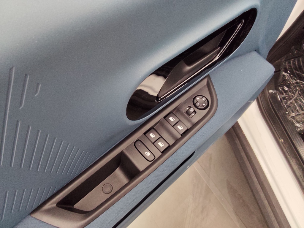 FIAT Grande panda 1.2 HYBRID 100CH LA PRIMA EDCT6 - ref: 70379 - Photo 17