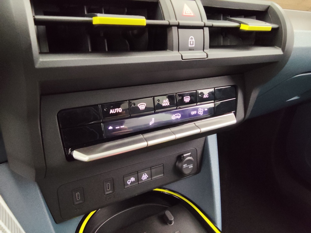 FIAT Grande panda 1.2 HYBRID 100CH LA PRIMA EDCT6 - ref: 70382 - Photo 7