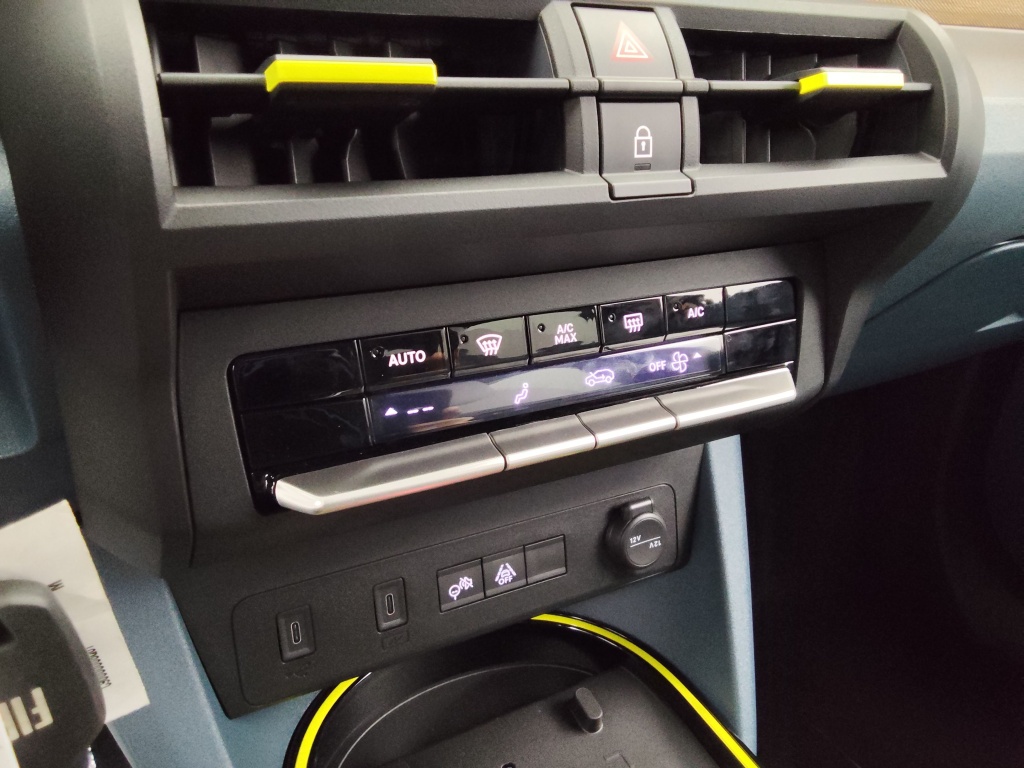 FIAT Grande panda 1.2 HYBRID 100CH LA PRIMA EDCT6 - ref: 70390 - Photo 7