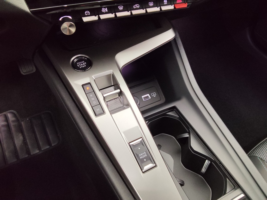 PEUGEOT 308 1.5 BLUEHDI 130CH S&S ALLURE EAT8 - ref: 70418 - Photo 13