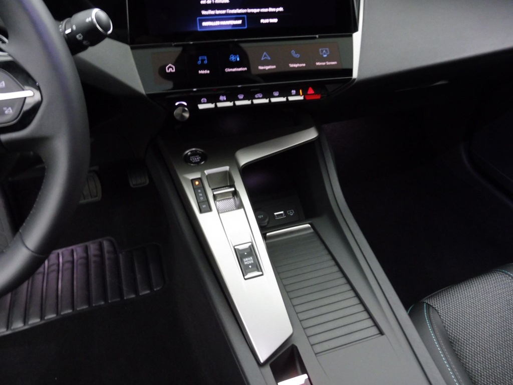 PEUGEOT 308 1.5 BLUEHDI 130CH S&S ALLURE EAT8 - ref: 70429 - Photo 13