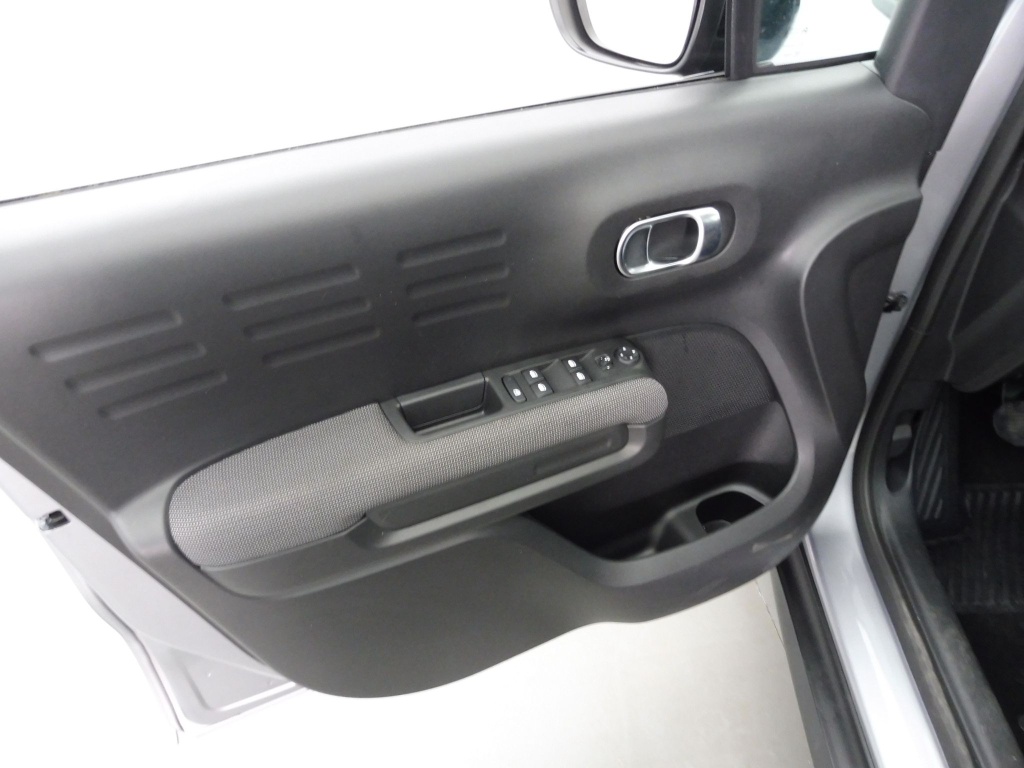 CITROEN C3 AIRCROSS 1.2 PURETECH 110CH SHINE - ref: 70461 - Photo 18