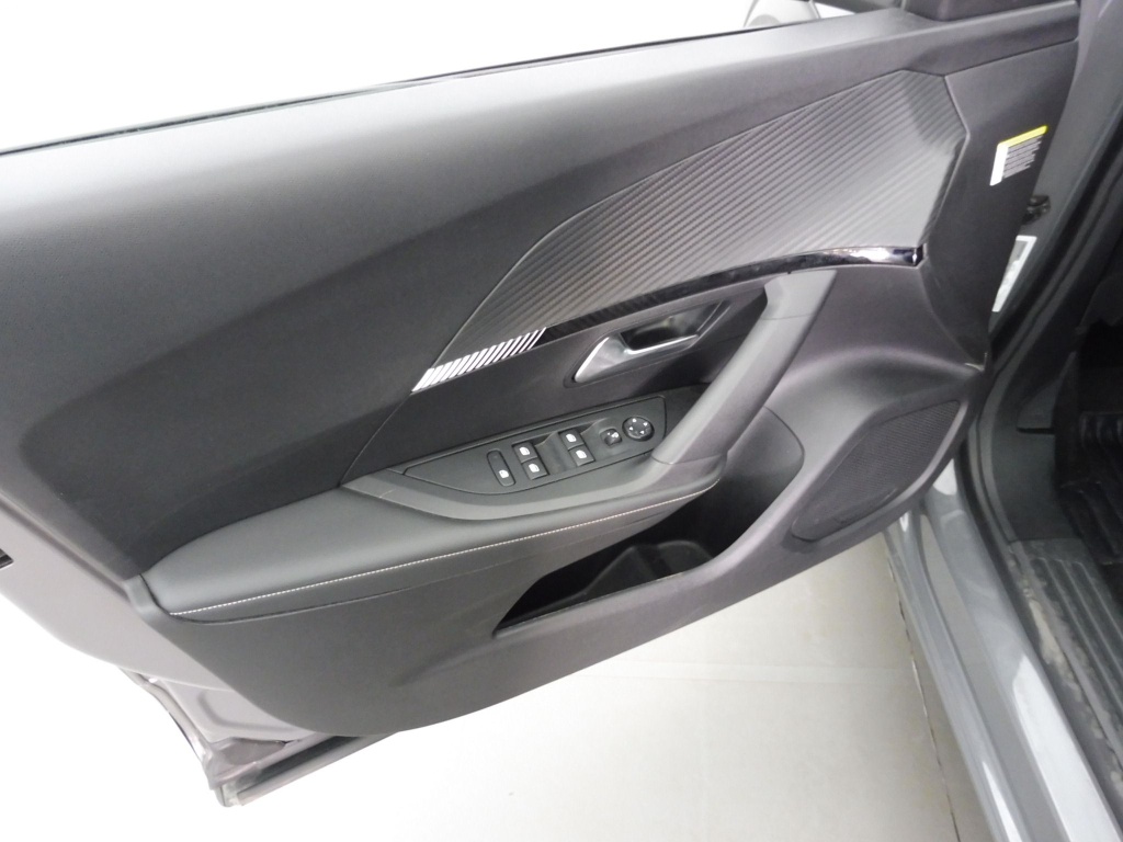 PEUGEOT 2008 1.2 PURETECH 130CH S&S ALLURE EAT8 - ref: 70488 - Photo 18