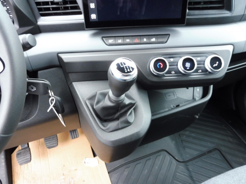 RENAULT MASTER IV FG F3500 L2H2 2.0 BLUE DCI 170CH EXTRA - ref: 70497 - Photo 13