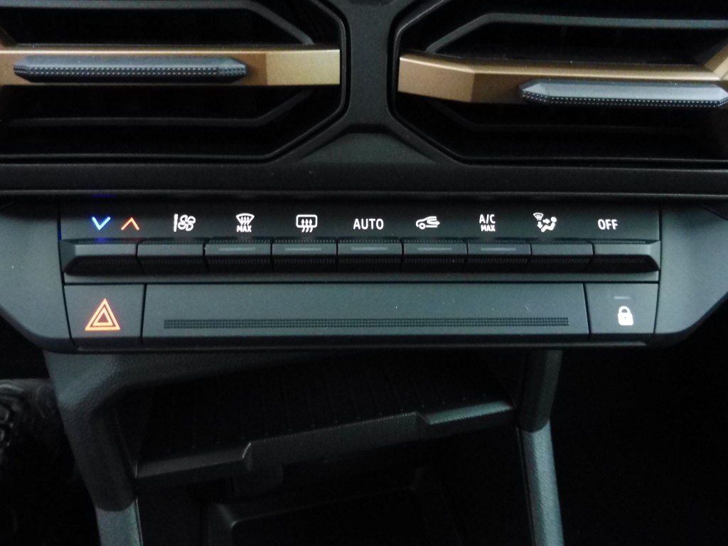 DACIA DUSTER 1.2 TCE MILD HYBRID 130CH EXTREME 4X2 - ref: 70543 - Photo 7