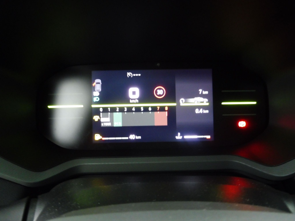 DACIA DUSTER 1.2 TCE MILD HYBRID 130CH EXTREME 4X2 - ref: 70547 - Photo 9