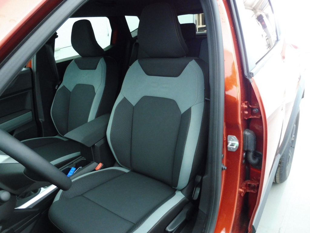 DACIA DUSTER 1.2 TCE 130CH EXTREME 4X2 - ref: 70551 - Photo 15