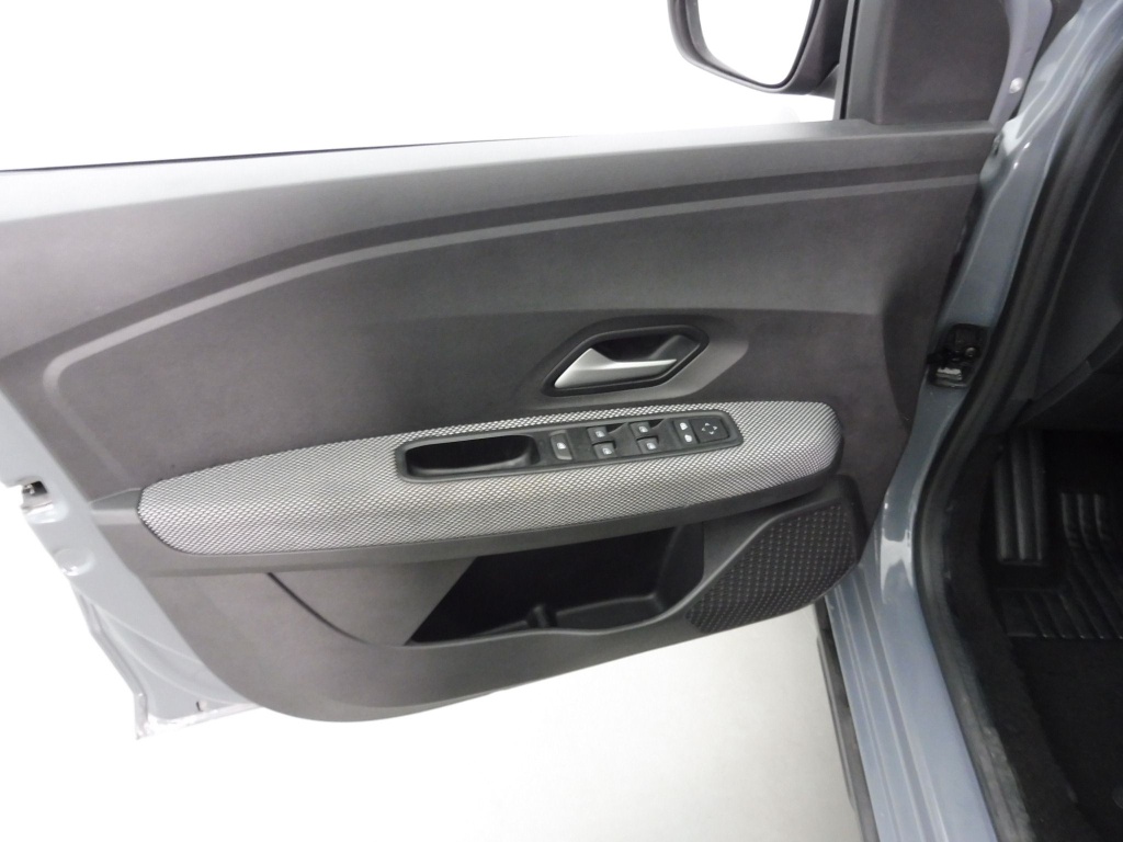 DACIA JOGGER 1.0 TCE 110CH EXPRESSION 7 PLACES -24 - ref: 70813 - Photo 17