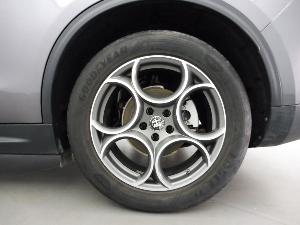 ALFA ROMEO STELVIO 2.2 DIESEL 160CH SPRINT AT8 - ref: 70843 - Photo 12