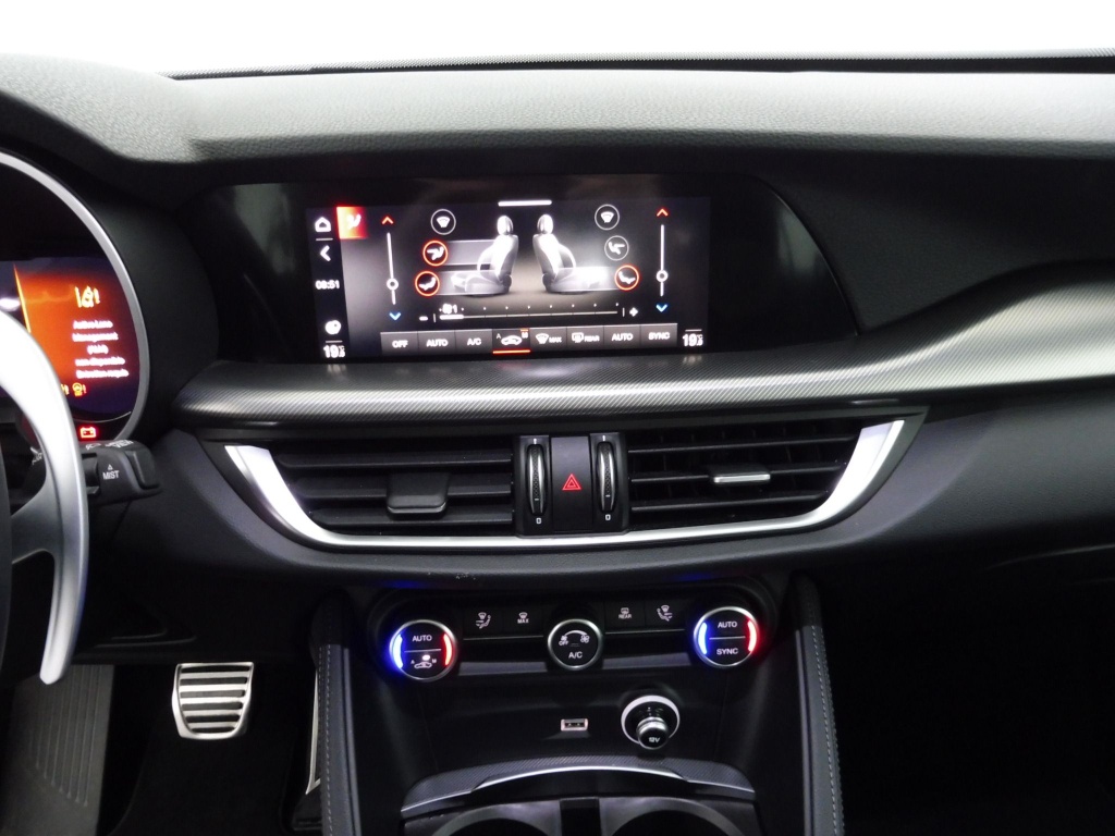 ALFA ROMEO STELVIO 2.2 DIESEL 160CH SPRINT AT8 - ref: 70843 - Photo 7