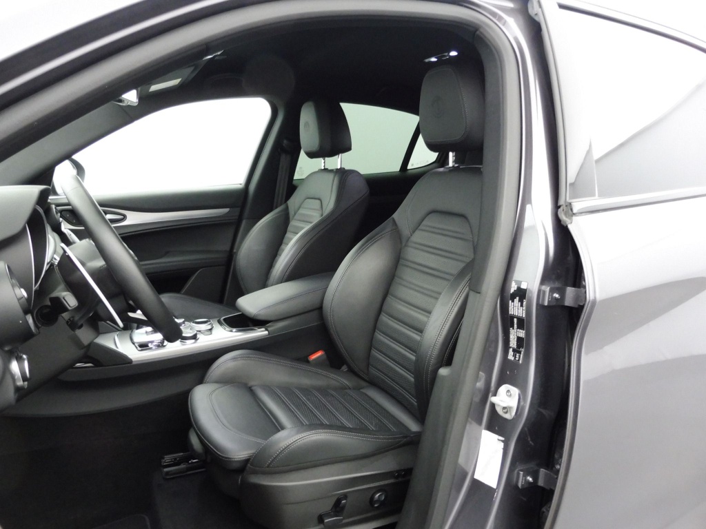 ALFA ROMEO Stelvio 2.2 DIESEL 160CH SPRINT AT8 - ref: 70844 - Photo 15