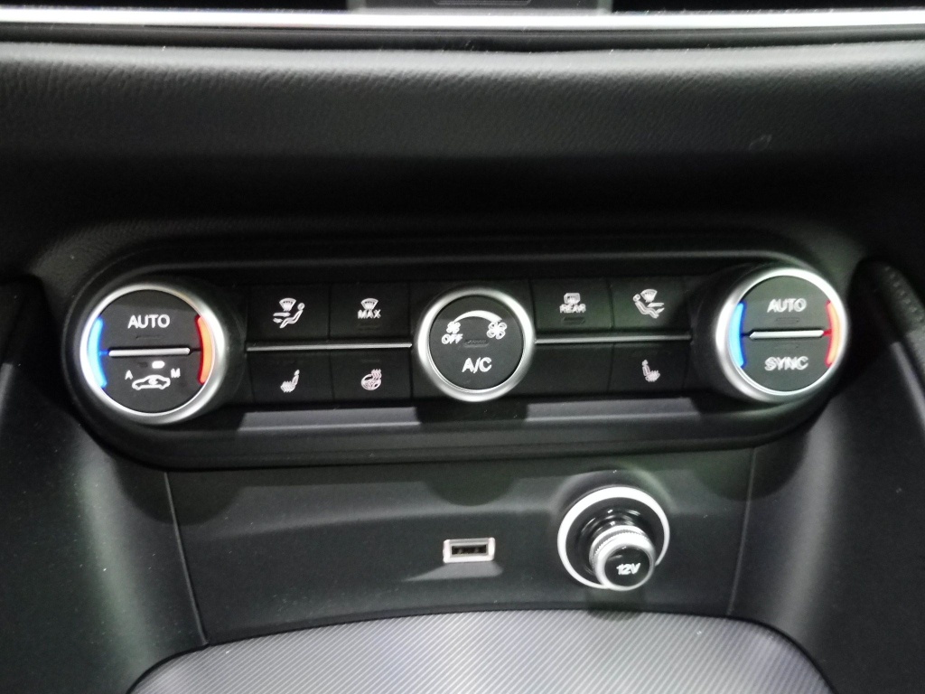 ALFA ROMEO Stelvio 2.2 DIESEL 160CH SPRINT AT8 - ref: 70844 - Photo 7