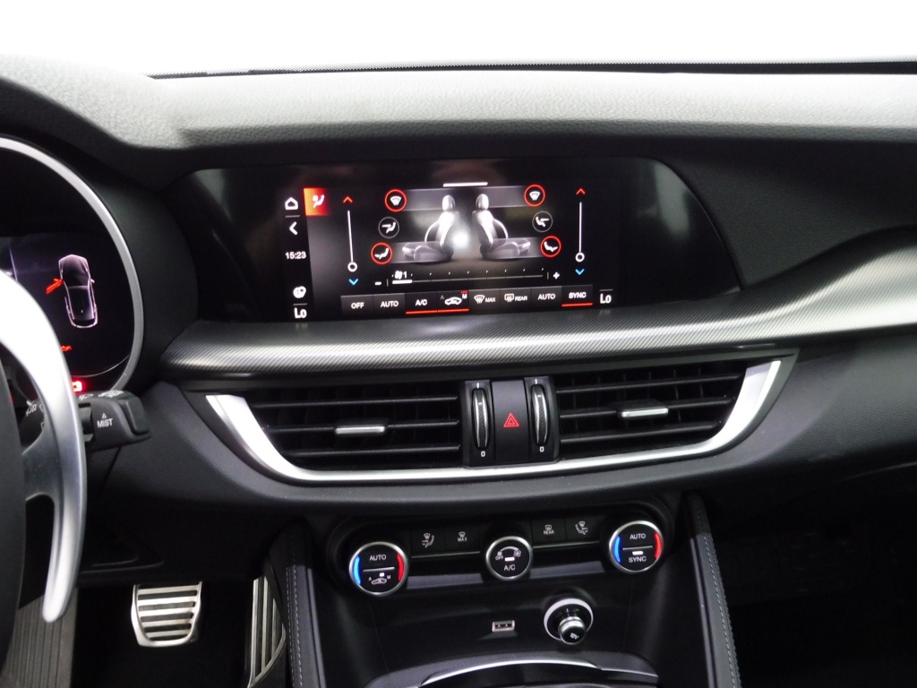 ALFA ROMEO STELVIO 2.2 DIESEL 160CH SPRINT AT8 - ref: 70845 - Photo 7