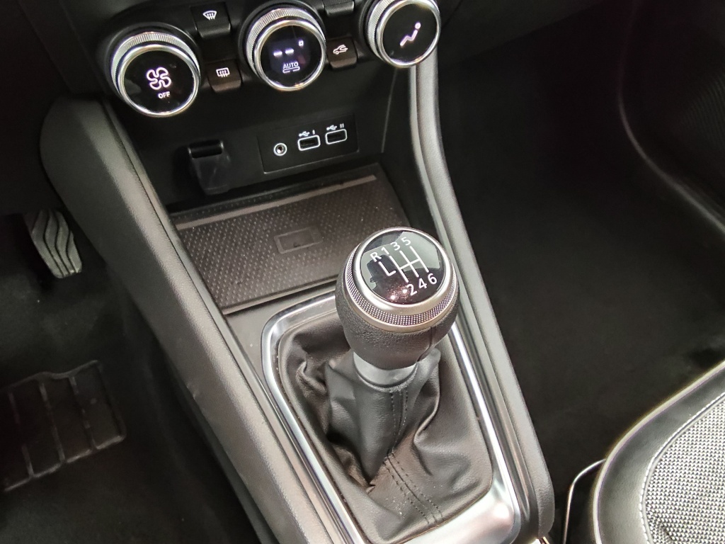 RENAULT Captur 1.0 TCE 90CH TECHNO - ref: 71556 - Photo 14