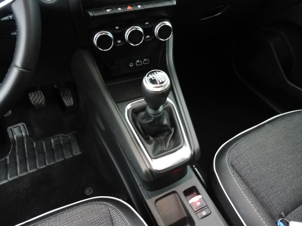 RENAULT Captur 1.0 TCE 90CH TECHNO - ref: 71568 - Photo 14