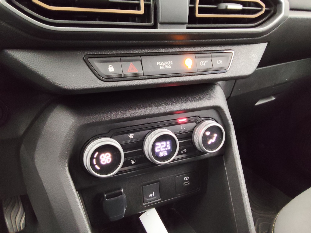 DACIA Sandero 1.0 TCE 110CH STEPWAY EXTREME + - ref: 71952 - Photo 7