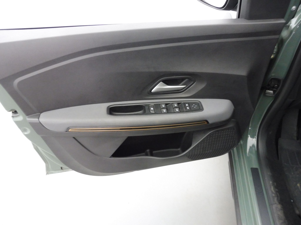 DACIA Sandero 1.0 TCE 110CH STEPWAY EXTREME + - ref: 71968 - Photo 18