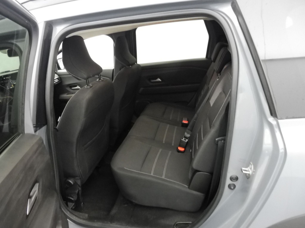 DACIA Jogger 1.0 TCE 110CH EXPRESSION 7 PLACES - ref: 72001 - Photo 8