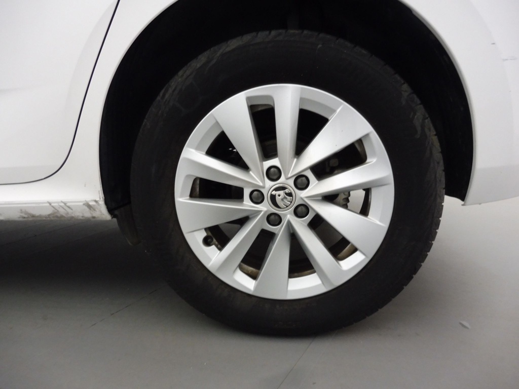 SKODA Kamiq 1.0 TSI 115CH SELECTION - ref: 72034 - Photo 12