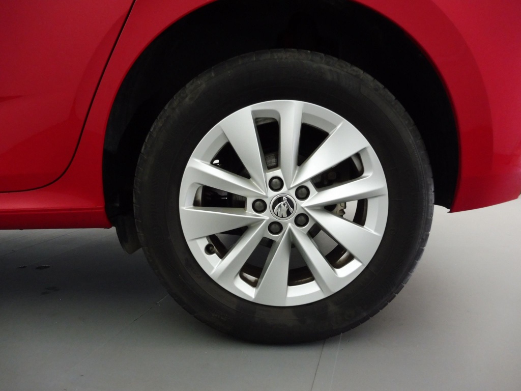 SKODA Kamiq 1.0 TSI 115CH SELECTION - ref: 72062 - Photo 11