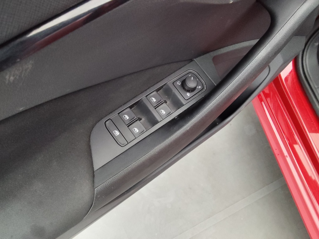 SKODA Kamiq 1.0 TSI 115CH SELECTION - ref: 72064 - Photo 17