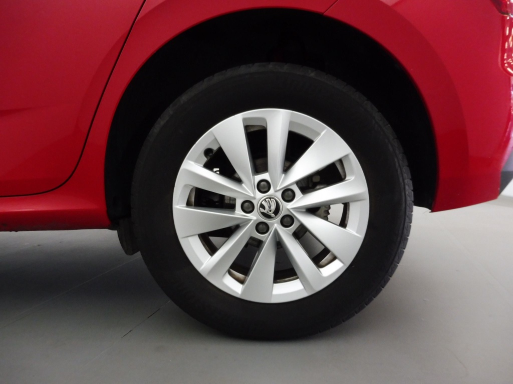 SKODA Kamiq 1.0 TSI 115CH SELECTION - ref: 72065 - Photo 11