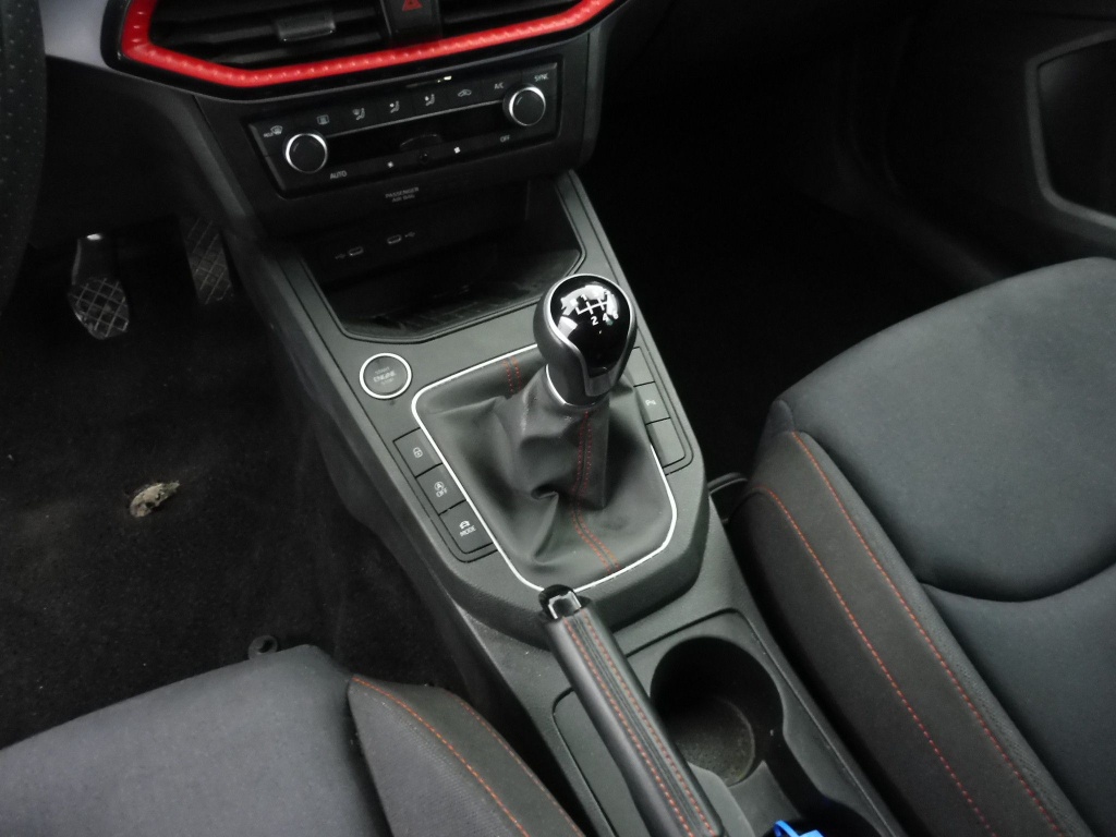 SEAT Ibiza 1.0 TSI 110CH FR - ref: 72157 - Photo 14