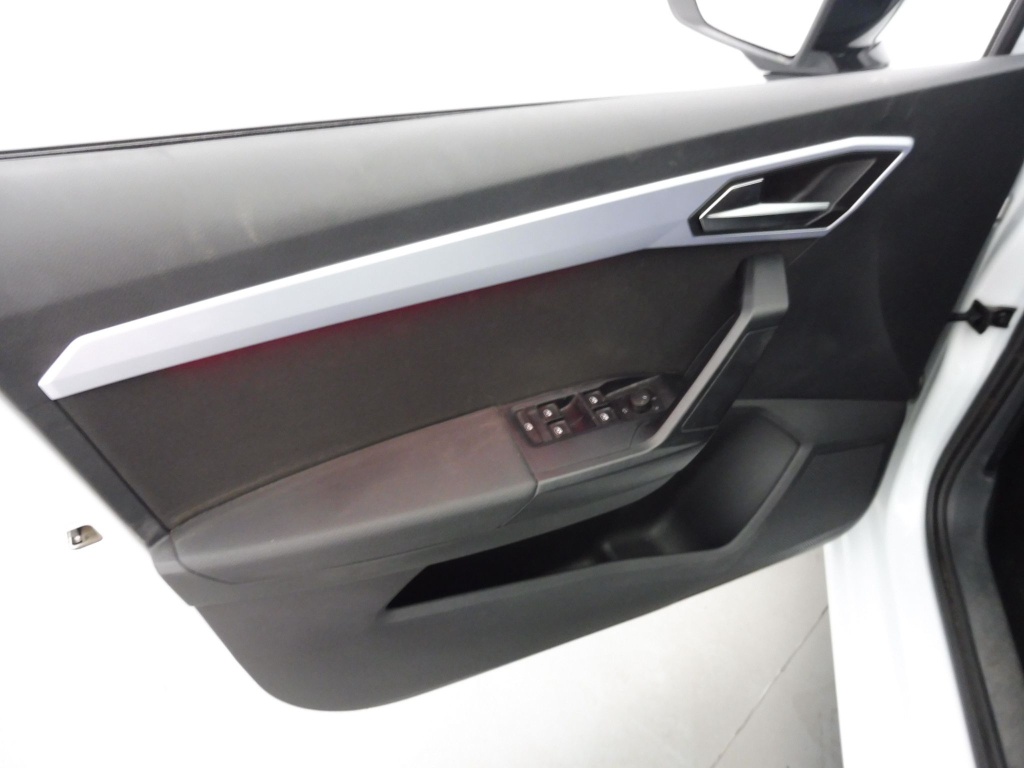 SEAT Ibiza 1.0 TSI 110CH FR - ref: 72160 - Photo 18