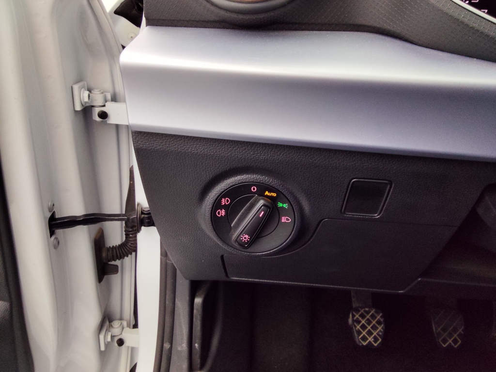 SEAT Ibiza 1.0 TSI 110CH FR - ref: 72166 - Photo 8