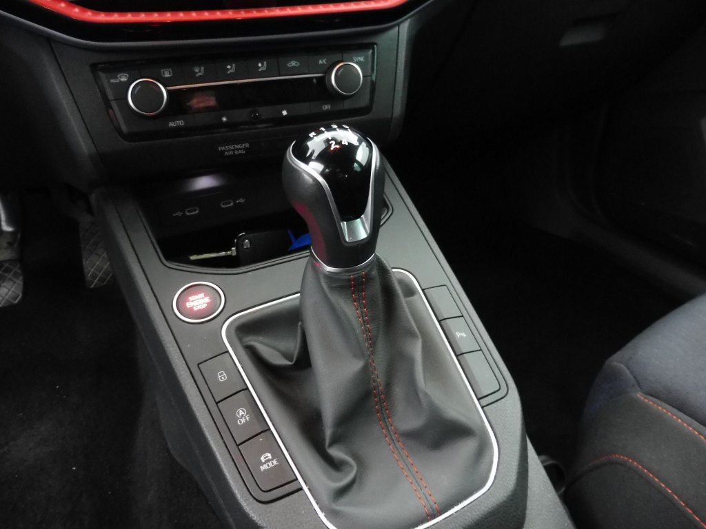 SEAT Ibiza 1.0 TSI 110CH FR - ref: 72174 - Photo 14