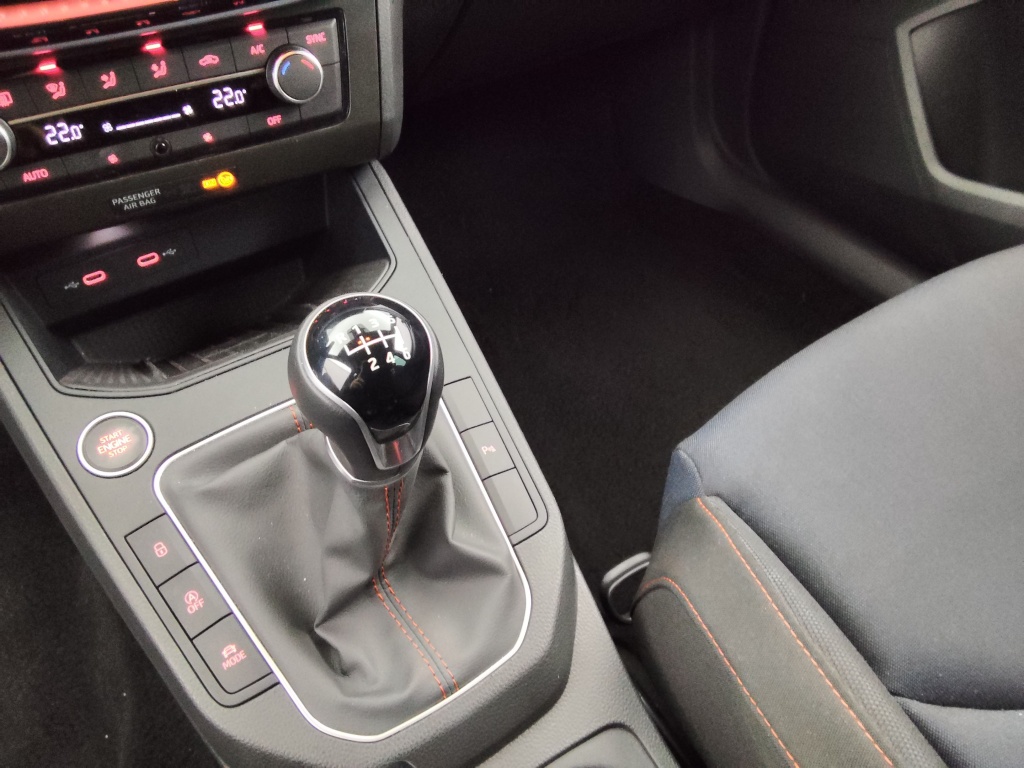 SEAT Ibiza 1.0 TSI 110CH FR - ref: 72199 - Photo 14