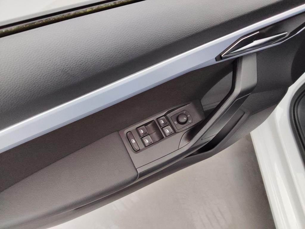 SEAT Ibiza 1.0 TSI 110CH FR - ref: 72199 - Photo 18