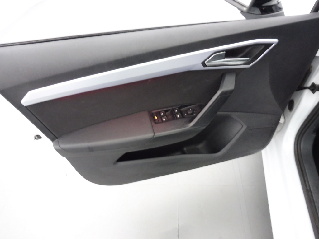 SEAT Ibiza 1.0 TSI 110CH FR - ref: 72207 - Photo 18