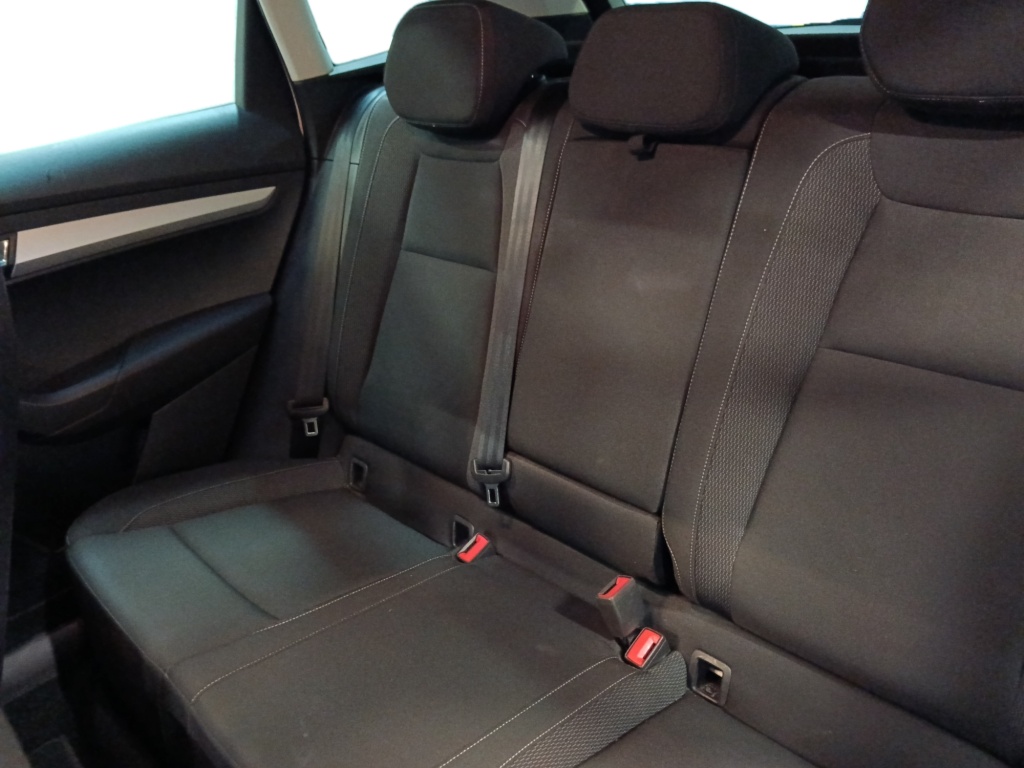 SKODA Karoq 2.0 TDI 115CH SELECTION - ref: 72219 - Photo 17